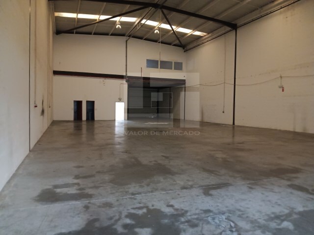 Armazém - Alverca do Ribatejo, Vila Franca de Xira, Lisboa - Imagem grande