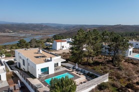 Moradia T3 - Aljezur, Aljezur, Faro (Algarve) - Miniatura: 32/39