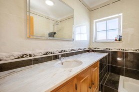 Moradia T3 - N�o Definido, N�o Definido, N�o Definido - Miniatura: 20/39