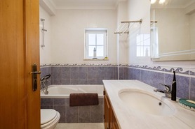 Moradia T3 - N�o Definido, N�o Definido, N�o Definido - Miniatura: 26/39