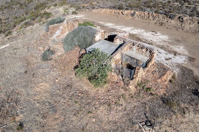Terreno Urbano T0 - Odi�xere, Lagos, Faro (Algarve) - Imagem grande