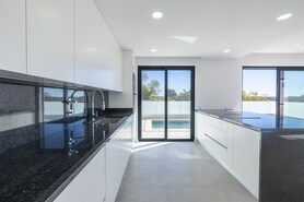 Moradia T4 - Mexilhoeira Grande, Portimo, Faro (Algarve) - Miniatura: 4/31