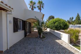 Moradia T4 - Marmelete, Monchique, Faro (Algarve) - Miniatura: 38/49