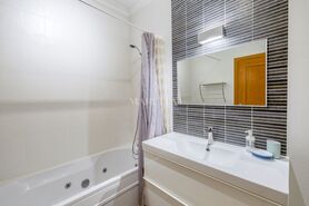 Apartamento T2 - S�o Gon�alo de Lagos, Lagos, Faro (Algarve) - Miniatura: 13/33