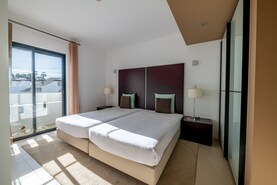 Apartamento T3 - S�o Gon�alo de Lagos, Lagos, Faro (Algarve) - Miniatura: 10/21