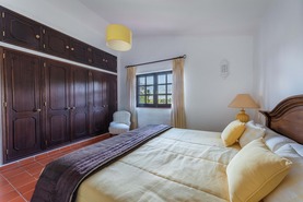 Moradia T6 - Mexilhoeira Grande, Portim�o, Faro (Algarve) - Miniatura: 33/70