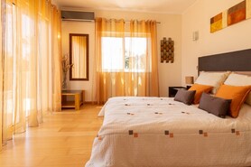 Moradia T3 - Estombar, Lagoa (Algarve), Faro (Algarve) - Miniatura: 9/53