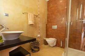 Moradia T3 - Estombar, Lagoa (Algarve), Faro (Algarve) - Miniatura: 23/53