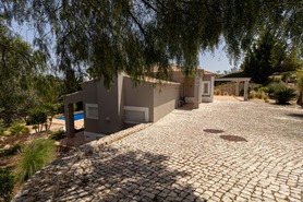 Moradia T3 - Estombar, Lagoa (Algarve), Faro (Algarve) - Miniatura: 37/53