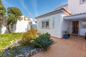 Moradia T3 - N�o Definido, N�o Definido, N�o Definido - Miniatura: 29/34