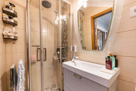 Moradia T4 - N�o Definido, N�o Definido, N�o Definido - Miniatura: 31/55