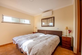 Apartamento T3 - S�o Gon�alo de Lagos, Lagos, Faro (Algarve) - Miniatura: 14/24