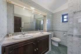 Moradia T6 - Mexilhoeira Grande, Portimo, Faro (Algarve) - Miniatura: 35/70