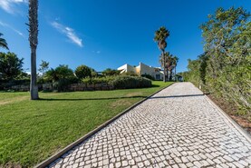 Moradia T4 - Bensafrim, Lagos, Faro (Algarve) - Miniatura: 41/46