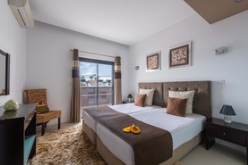 Apartamento T2 - S�o Gon�alo de Lagos, Lagos, Faro (Algarve) - Miniatura: 12/26