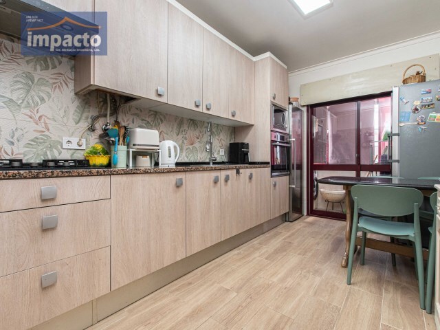 Apartamento T3 - Alverca do Ribatejo, Vila Franca de Xira, Lisboa - Imagem grande