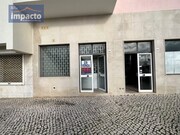Loja - Sobral de Monte Agrao, Sobral de Monte Agrao, Lisboa - Miniatura: 1/4