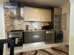 Apartamento T2 - Alverca do Ribatejo, Vila Franca de Xira, Lisboa