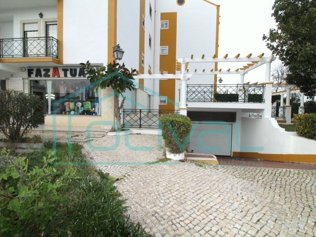 Loja - Samora Correia, Benavente, Santarém - Imagem grande