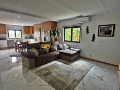 Moradia T2 - Cust�ias, Matosinhos, Porto