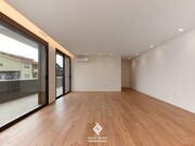 Apartamento T3 - Santa Marinha, Vila Nova de Gaia, Porto - Miniatura: 8/9