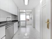 Apartamento T2 - Santa Marinha, Vila Nova de Gaia, Porto - Miniatura: 2/9