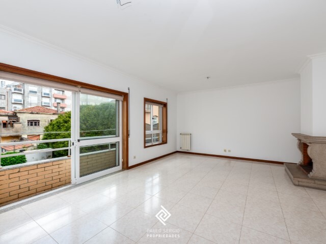 Apartamento T2 - Espinho, Espinho, Aveiro - Imagem grande