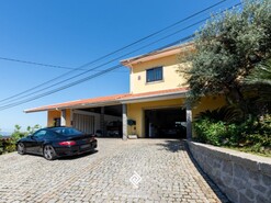 Moradia T4 - Raiva, Castelo de Paiva, Aveiro