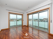 Apartamento T2 - Nogueira da Regedoura, Santa Maria da Feira, Aveiro - Miniatura: 4/9