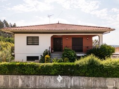 Moradia T3 - Oliveira de Azemeis, Oliveira de Azem�is, Aveiro