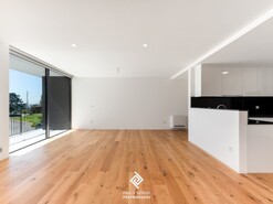 Apartamento T3 - Santa Marinha, Vila Nova de Gaia, Porto