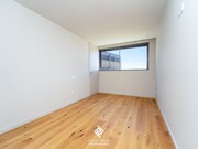 Apartamento T3 - S�o Felix da Marinha, Vila Nova de Gaia, Porto - Miniatura: 9/9