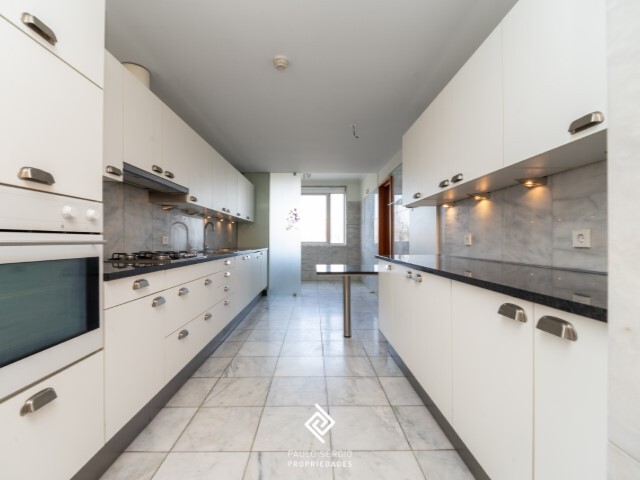 Apartamento T4 - Aldoar, Porto, Porto - Imagem grande