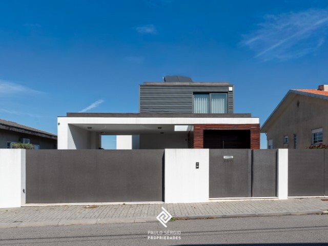 Moradia T3 - S�o Jo�o de Ver, Santa Maria da Feira, Aveiro - Imagem grande