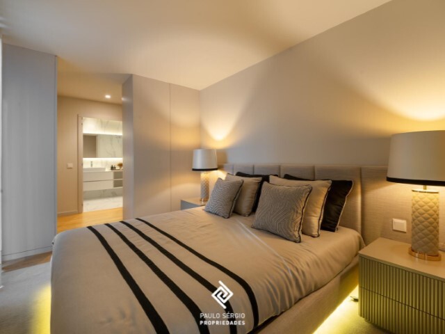 Apartamento T3 - Santa Marinha, Vila Nova de Gaia, Porto - Imagem grande