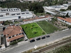 Terreno Urbano - Pa�os de Brand�o, Santa Maria da Feira, Aveiro