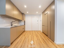 Apartamento T1 - Santa Marinha, Vila Nova de Gaia, Porto