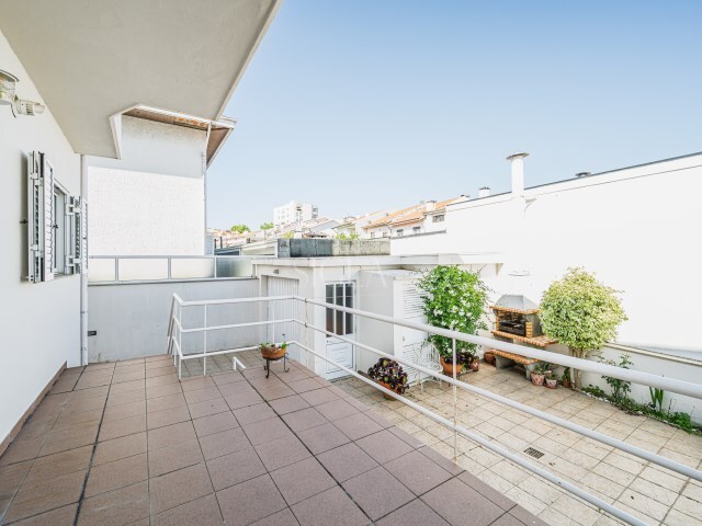 Moradia T4 - Vilar do Para�so, Vila Nova de Gaia, Porto - Imagem grande