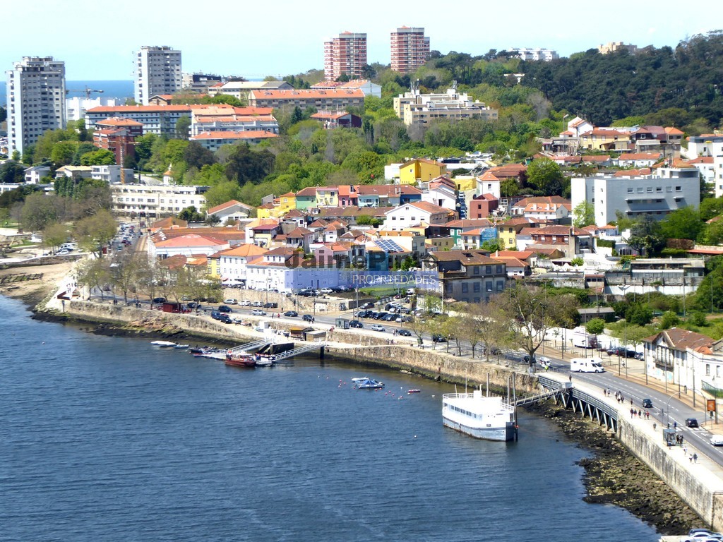 Pr�dio - Lordelo do Ouro, Porto, Porto