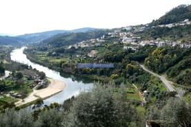 Moradia - S�o Pedro de Alva, Penacova, Coimbra - Miniatura: 6/7