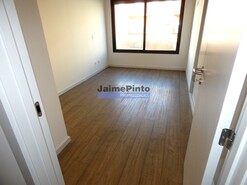 Apartamento T2 - Lordelo do Ouro, Porto, Porto - Miniatura: 6/7