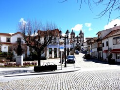 Pr�dio - Vila Flor, Vila Flor, Bragan�a - Miniatura: 6/9