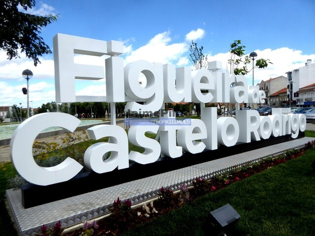 Moradia T5 - Escalh�o, Figueira de Castelo Rodrigo, Guarda - Imagem grande