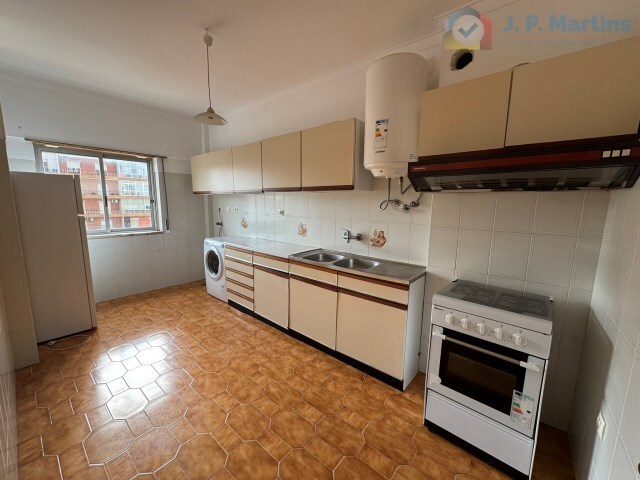 Apartamento T2 - Amora, Seixal, Setúbal - Imagem grande