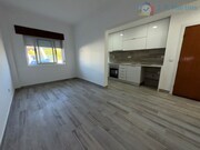Apartamento T2 - Baixa da Banheira, Moita, Set�bal - Miniatura: 3/9