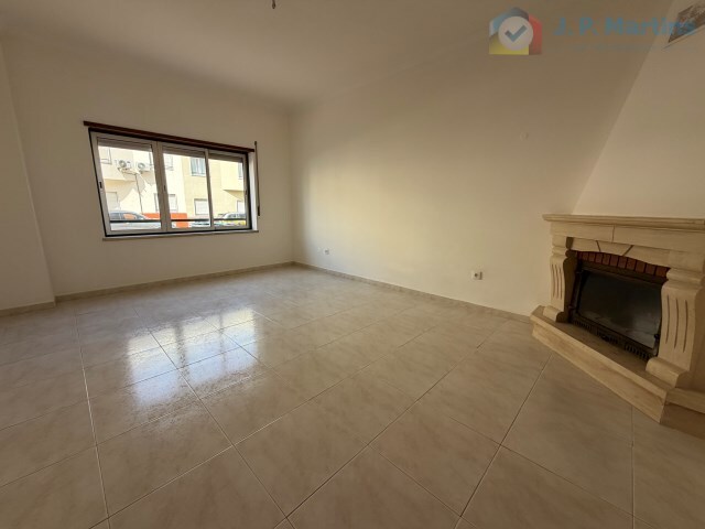 Apartamento T2 - Moita, Moita, Set�bal - Imagem grande