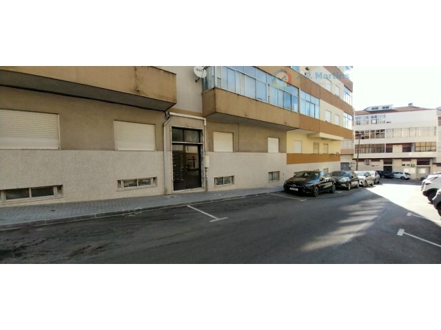 Armaz�m - Paio Pires, Seixal, Set�bal - Imagem grande