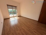 Apartamento T3 - Baixa da Banheira, Moita, Set�bal - Miniatura: 2/9