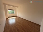 Apartamento T3 - Baixa da Banheira, Moita, Set�bal - Miniatura: 3/9