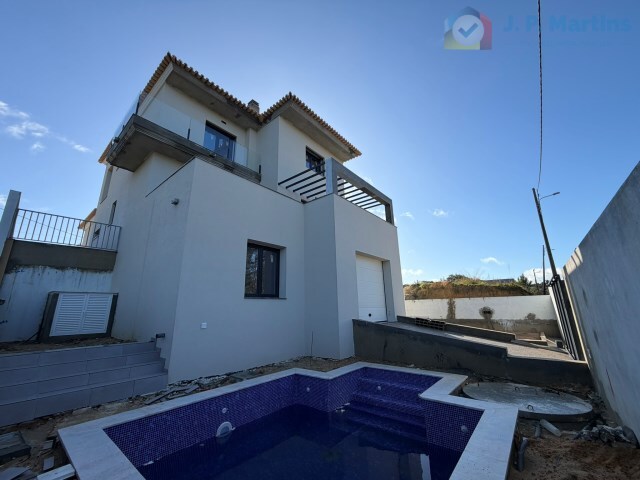 Moradia T4 - Fern�o Ferro, Seixal, Set�bal - Imagem grande
